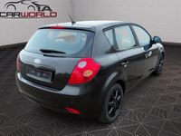 Gebraucht Kia Ceed 143 PS (105 kW) 2009 Schwarz Kleinwagen