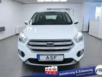 Gebraucht Ford Kuga Trend 120 PS (88 kW) 2018 Frostweiß SUV