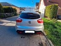 Gebraucht Kia Rio Edition 7 109 PS (80 kW) 2012 Silber Limousine