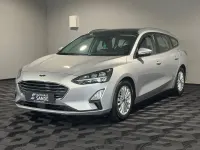 Używany Ford Focus Titanium X 120 KM (88 kW) 2020 Srebrny Sedan/Limuzyna
