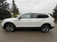 Gebraucht VW Tiguan Allspace Elegance 150 PS (110 kW) 2023 Weiß SUV