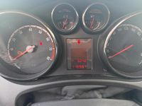 Używany Opel Meriva 101 KM (74 kW) 2011 Srebrny Minivan