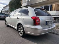 gebraucht Toyota Avensis 1.8 Team