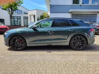 Gebraucht Audi Q8 Competition 286 PS (210 kW) 2023 Camouflage grün individuallac SUV