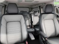 Neu VW Caravelle Style 150 PS (110 kW) 2026 Midnight black metallic Van