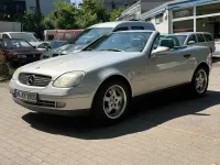 Gebraucht Mercedes SLK230 193 PS (141 kW) 1997 Silber Cabrio