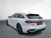 Gebraucht Audi S5 Ambiente 367 PS (269 kW) 2025 Gletscherweiß metallic Kombi