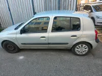 Gebraucht Renault Clio 75 PS (55 kW) 2005 Grau Kleinwagen