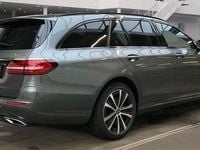 Gebraucht Mercedes E300 Avantgarde 194 PS (142 kW) 2022 Grau Limousine