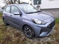 Gebraucht Hyundai i10 Trend 79 PS (58 kW) 2024 Blau Kleinwagen