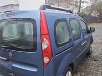 Gebraucht Renault Kangoo Happy Family 106 PS (77 kW) 2012 Van / Kleinbus