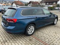 Gebraucht VW Passat Business 150 PS (110 kW) 2020 Blau Kombi