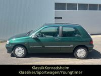 Używany Renault Clio 54 KM (39 kW) 1995 Zielony Hatchback