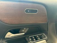 Gebraucht Mercedes GLA250 Progressive 161 PS (118 kW) 2022 Unilack polarweiß SUV