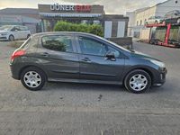 Gebraucht Peugeot 308 Tendance 120 PS (88 kW) 2008 Grau Limousine