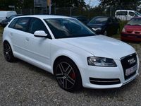 Gebraucht Audi A3 Attraction 102 PS (75 kW) 2010 Weiß Limousine