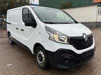 Gebraucht Renault Trafic Komfort 116 PS (85 kW) 2015 Weiß Van / Kleinbus