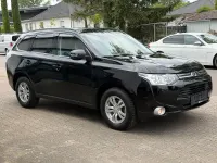 Gebraucht Mitsubishi Outlander Invite 150 PS (110 kW) 2014 Schwarz SUV