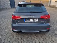 Gebraucht Audi A3 S-Line 150 PS (110 kW) 2018 Grau Limousine