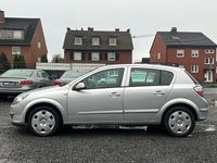 Gebraucht Opel Astra 105 PS (77 kW) 2005 Silber Kleinwagen