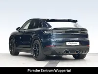 Gebraucht Porsche Cayenne Turbo E-Hybrid Coupe 740 PS (544 kW) 2024 Blau SUV