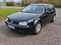 Gebraucht VW Golf IV 90 PS (66 kW) 2000 Schwarz Kleinwagen