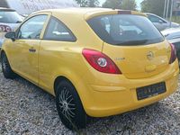 Gebraucht Opel Corsa Selection 60 PS (44 kW) 2009 Gelb Kleinwagen