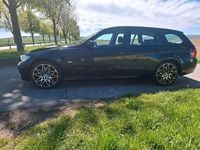 Gebraucht BMW 320 150 PS (110 kW) 2007 Schwarz Kombi
