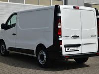 Gebraucht Renault Trafic Komfort 120 PS (88 kW) 2020 Weiß Van / Kleinbus