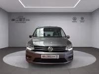 Gebraucht VW Caddy Comfortline 131 PS (96 kW) 2019 Grau Van / Kleinbus