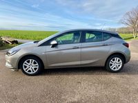 gebraucht Opel Astra 2. Hand TÜV neu 8 fach bereift.