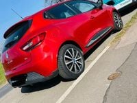 Gebraucht Renault Clio IV 90 PS (66 kW) 2015 Rot Kleinwagen