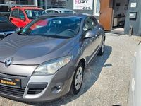 Gebraucht Renault Mégane III Dynamique 110 PS (80 kW) 2010 Grau Coupé