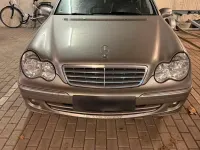 Gebraucht Mercedes C180 143 PS (105 kW) 2006 Beige Limousine