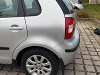 Gebraucht VW Polo 64 PS (47 kW) 2004 Silber Kleinwagen