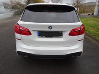 Gebraucht BMW 220 M Sport 192 PS (141 kW) 2016 Weiß Van / Kleinbus