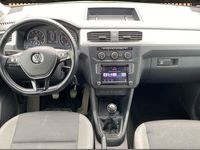 Gebraucht VW Caddy Trendline 125 PS (91 kW) 2016 Viperngrün metallic Van / Kleinbus