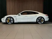 Gebraucht Porsche Taycan 559 kW (761 PS) 2021 Weiß Limousine
