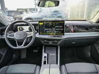 Gebraucht VW Passat Elegance 150 PS (110 kW) 2024 Grenadillschwarz metallic Kombi