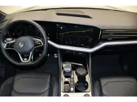 Gebraucht VW Touareg R-line 231 PS (169 kW) 2023 Siliziumgrau metallic SUV