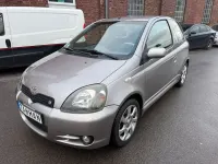 Gebraucht Toyota Yaris 106 PS (77 kW) 2003 Grau Limousine