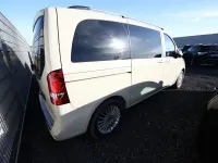 Gebraucht Mercedes V220 163 PS (119 kW) 2021 Kieselgrau Van / Kleinbus
