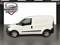 Gebraucht Fiat Doblò 101 PS (74 kW) 2022 Weiß Van / Kleinbus