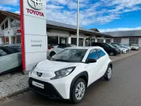 Gebraucht Toyota Aygo X X-play 72 PS (52 kW) 2024 Weiß SUV