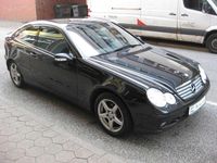Gebraucht Mercedes C180 143 PS (105 kW) 2002 Obsidianschwarz  metalliclack Coupé