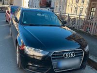 Gebraucht Audi A4 143 PS (105 kW) 2013 Schwarz Kombi