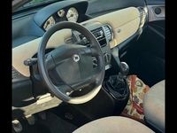 Gebraucht Lancia Ypsilon 96 PS (70 kW) 2005 Grau Kleinwagen