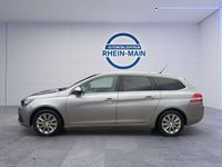 Gebraucht Peugeot 308 Active 131 PS (96 kW) 2021 Grau Kombi