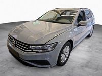 Gebraucht VW Passat 150 PS (110 kW) 2022 Grau Kombi