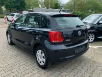 Second-hand VW Polo Trendline 60 CP (44 kW) 2014 Negru Berlinǎ